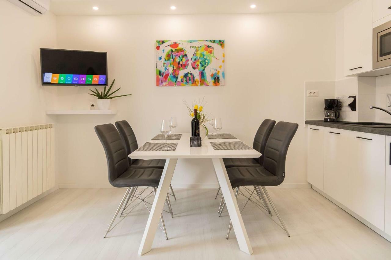 פורץ Apartment Motovunska 39 מראה חיצוני תמונה
